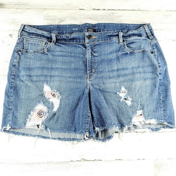 Lane Bryant Plus Size 22 Girlfriend Denim Short Embroidered Distressed Floral - Picture 1 of 7